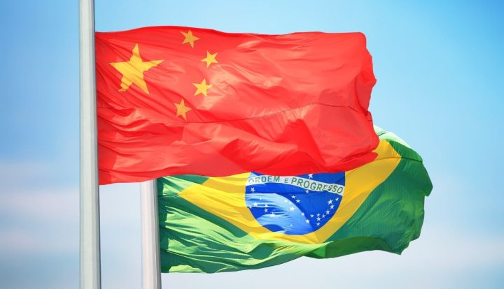 China concede isenção de visto para Brasil e outros países sul-americanos