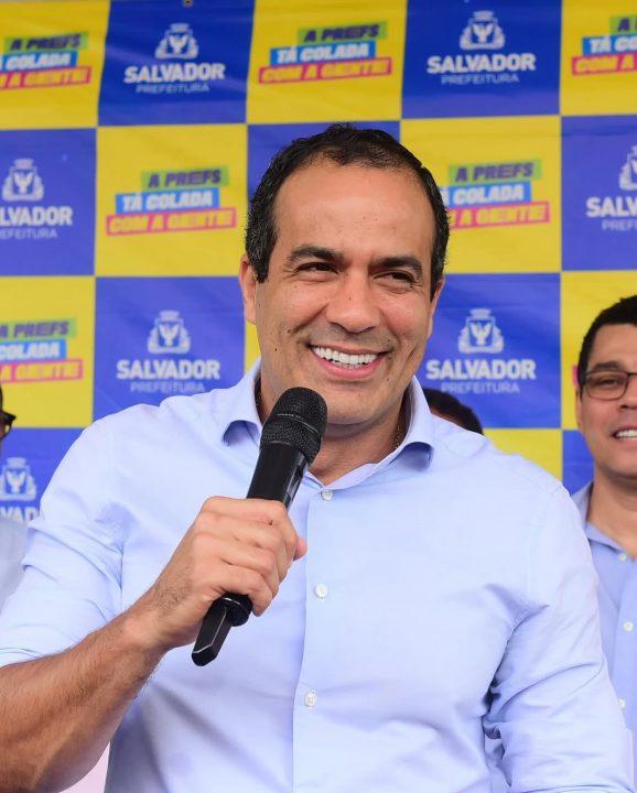 Prefeito Bruno Reis completa 48 anos e ganha homenagens nas redes sociais