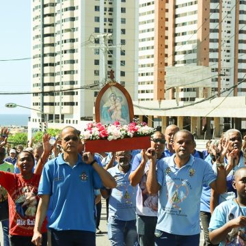 Caminhada com Maria reúne fiéis no domingo, em Salvador
