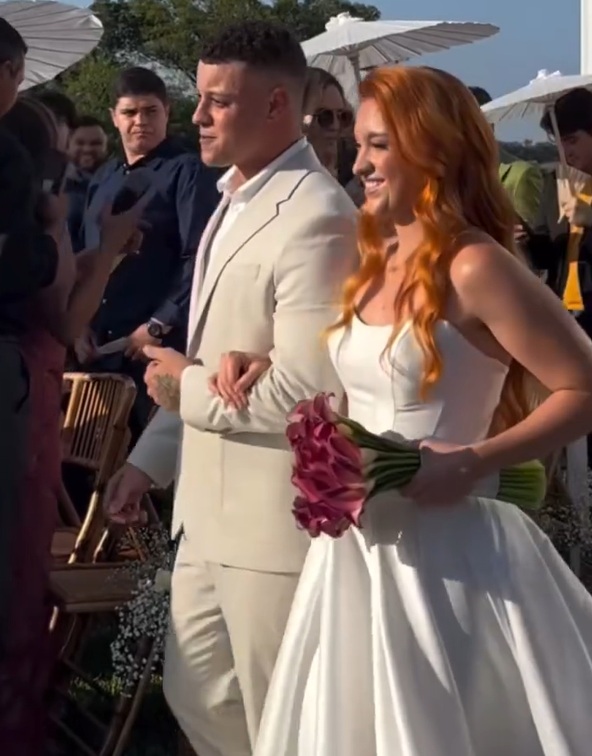 Filha de Gugu, Sofia Liberato compartilha registros do casamento nos Estados Unidos