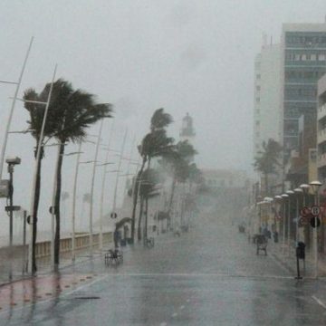 Salvador entra em alerta máximo por conta das fortes chuvas, informa Defesa Civil