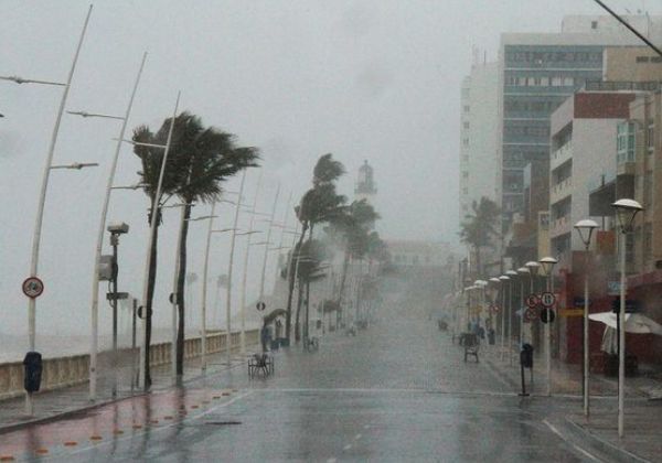 Salvador entra em alerta máximo por conta das fortes chuvas, informa Defesa Civil