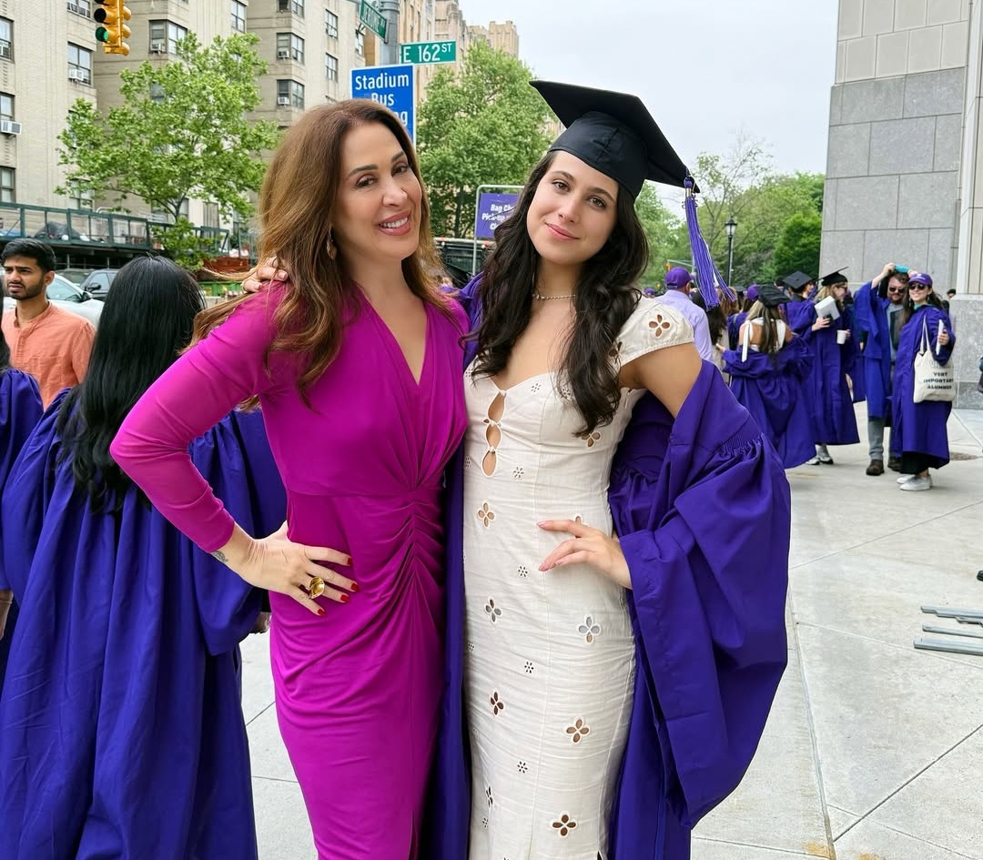 Claudia Raia celebra formatura da filha em universidade de Nova York: ‘Voou longe’