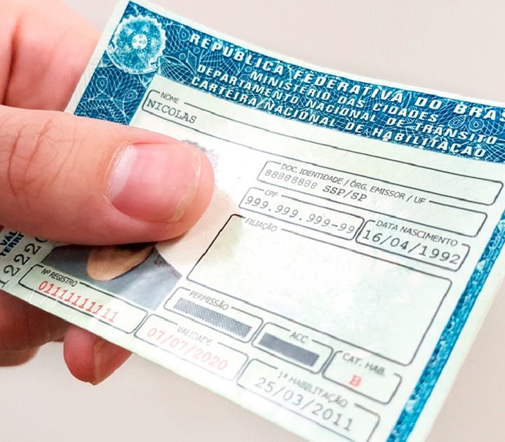 Governo da Bahia lança programas para oferecer 12 mil CNHs gratuitas a jovens