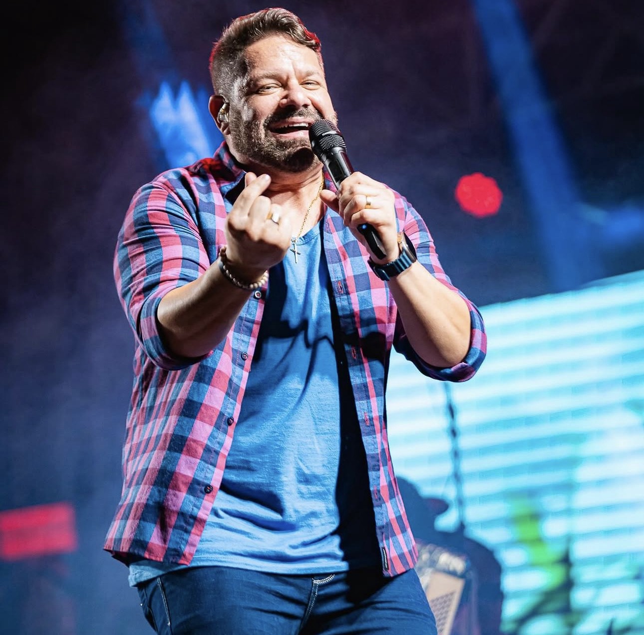Corrida do Hiperideal na orla de Salvador contará com show de encerramento de Danniel Vieira