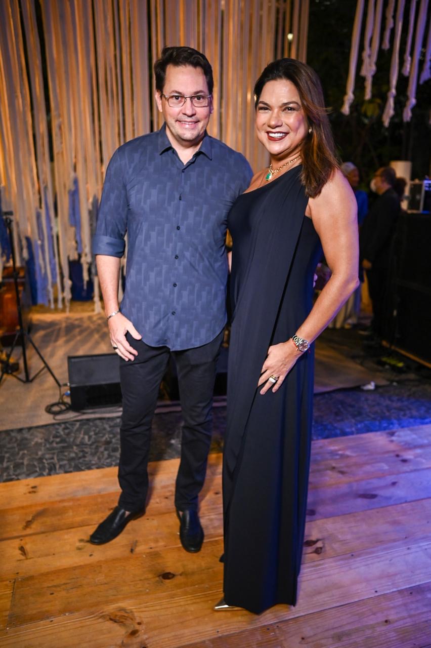 Arthur e Monica Gallas