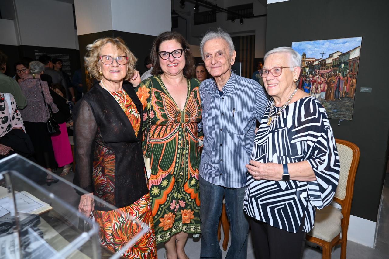Rafaela Voltolini, Larissa Gaudenzi, Dr Tripoli Gaudenzi e Laura Ziller