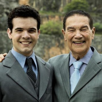 Ator relembra encontro com Divaldo Franco antes de gravar filme sobre médium: ‘Experiência transformadora’