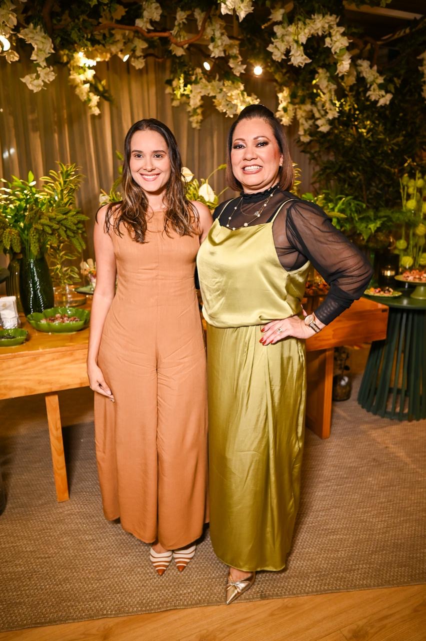 Daniela Veiga e Elis Piñón