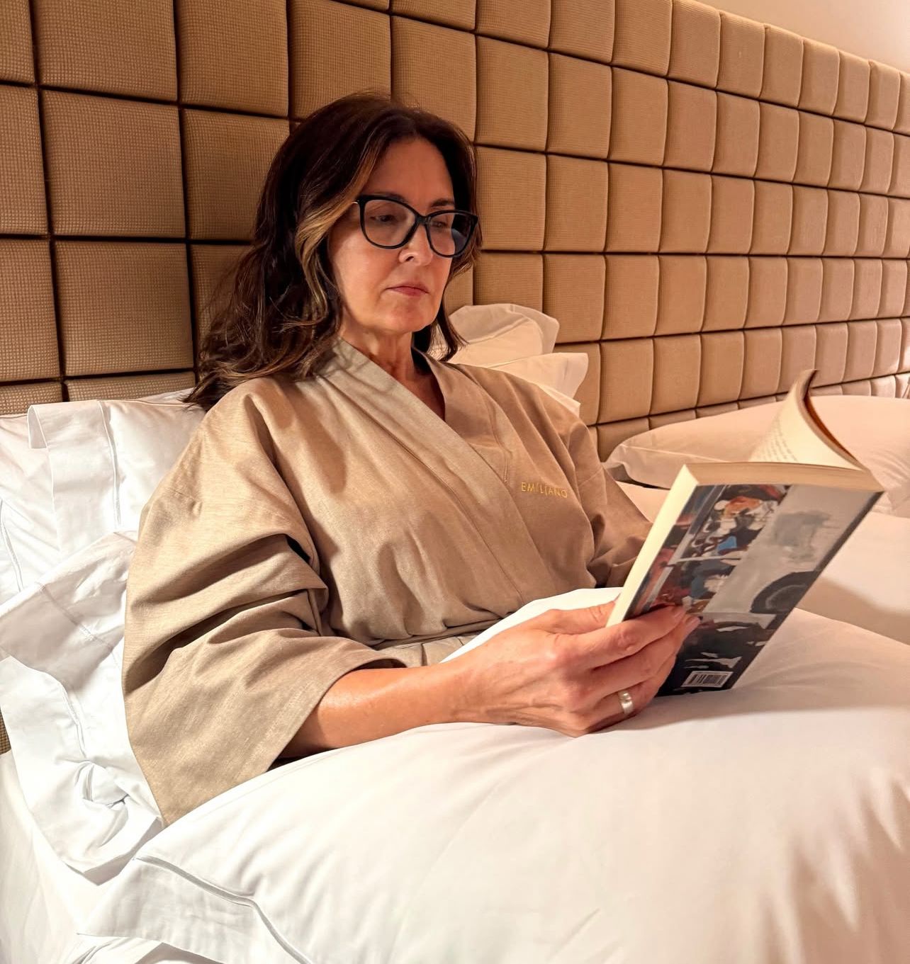 Histórias para dormir e apps: por que tanta gente, como Fátima Bernardes, está usando áudios para vencer a insônia?