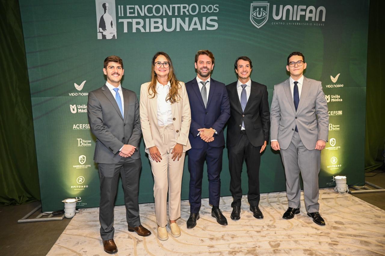 Bernardo López, Lilian Reis, Gustavo Checcucci, André Malheiros e Davi Rios