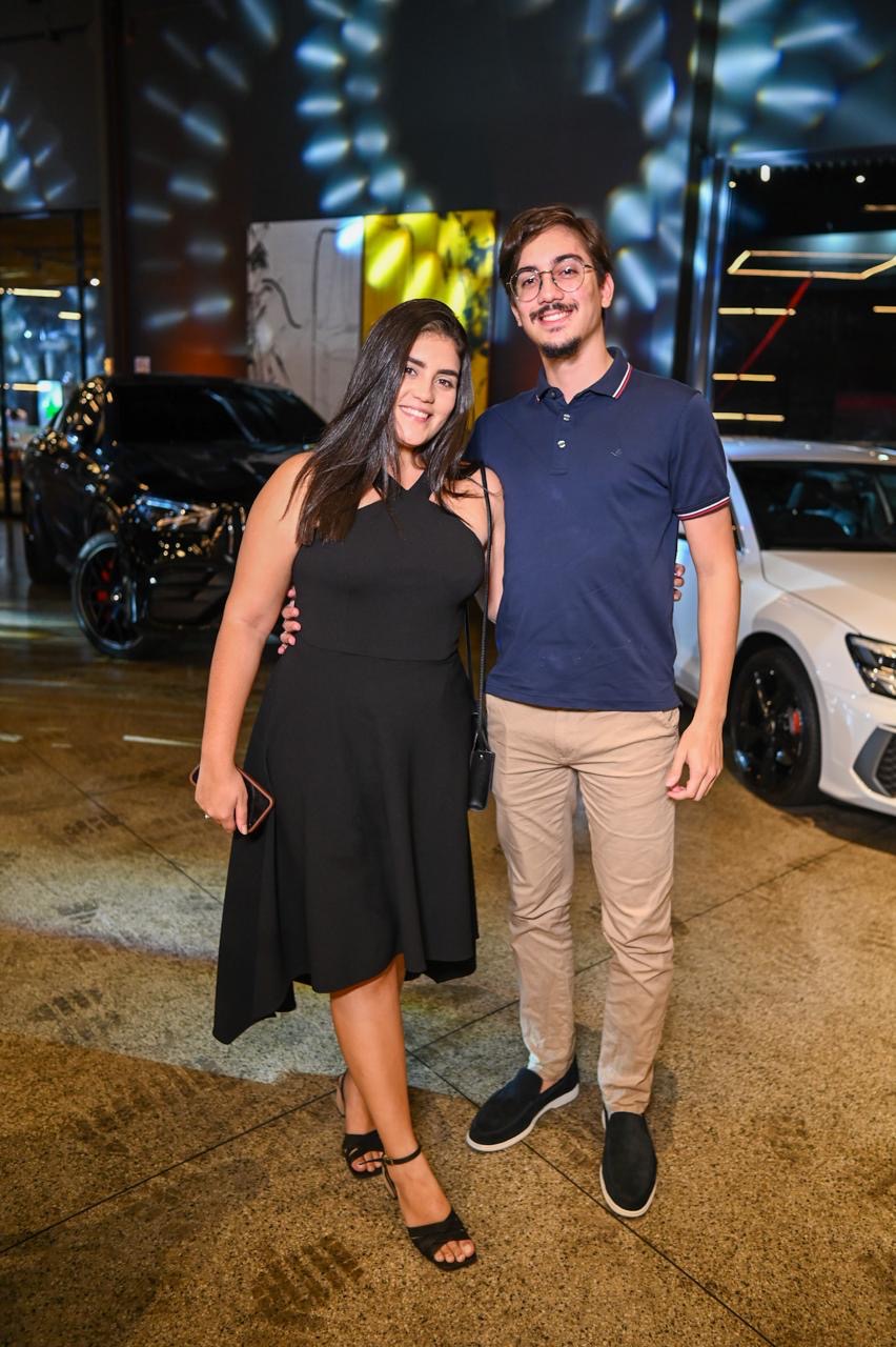 Beatriz Oliveira e Matheus Dias