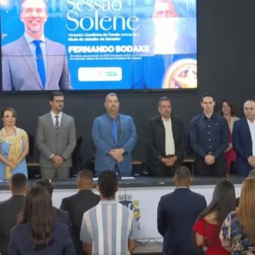 Apresentador Fernando Sodake recebe Título de Cidadão de Salvador