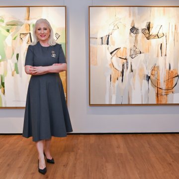 Galeria de arte no Caminho das Árvores inaugura exposição com valorização da arte feminina