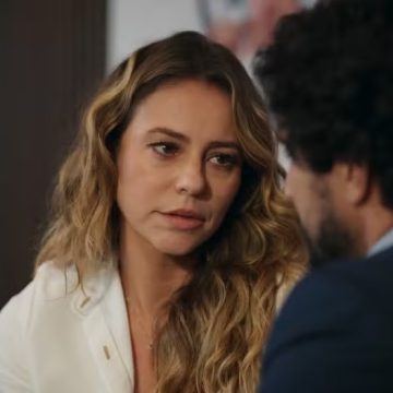 Em Vale Tudo, Ivan encurrala Heleninha: ‘Você bebeu?’