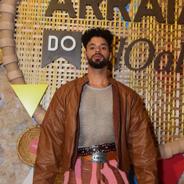 Jô Barros homenageia o Nordeste em show de abertura do Arraiá do Alô Alô Bahia