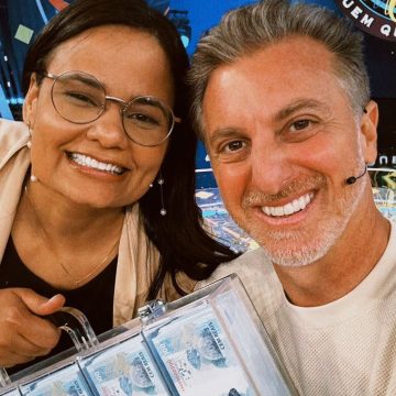 Moradora de Salvador ainda é a única a vencer ‘Quem Quer Ser Um Milionário’, de Luciano Huck