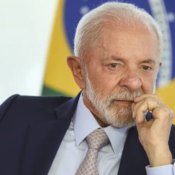 Lula está bem e permanece em repouso no Alvorada
