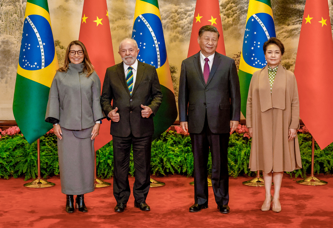 Janja critica TikTok em encontro com presidente da China