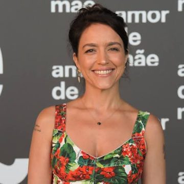 Autora de “Vale Tudo” confessa que usa perfil fake para ler críticas da novela