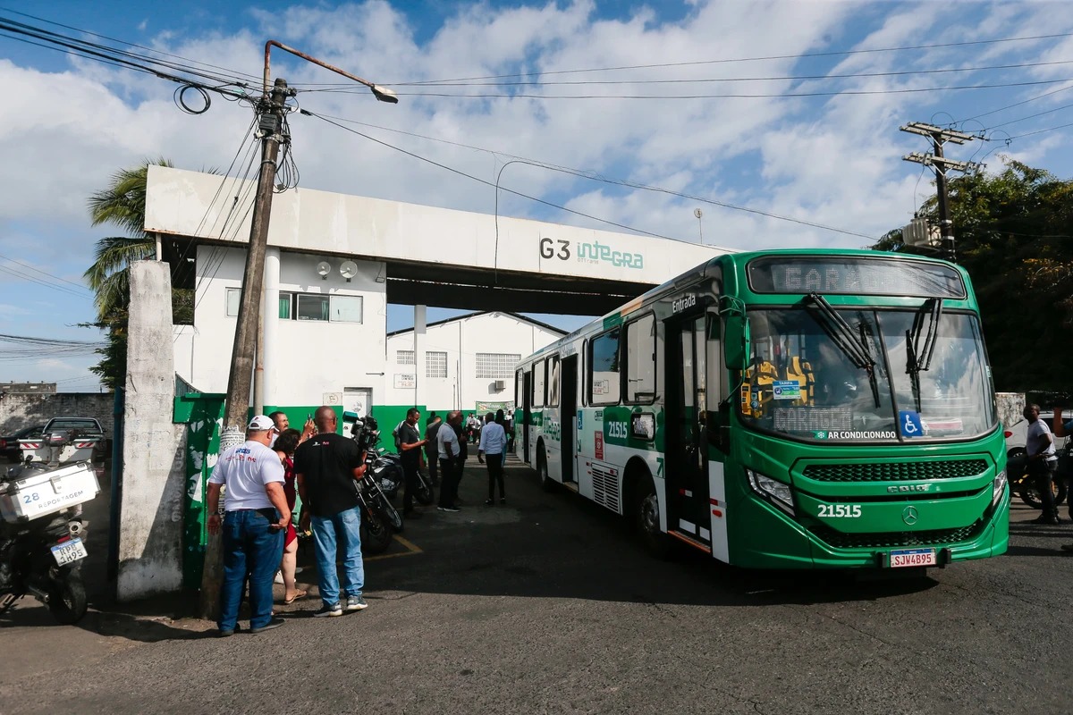 Rodoviários mantêm estado de greve em Salvador após reunião terminar sem acordo