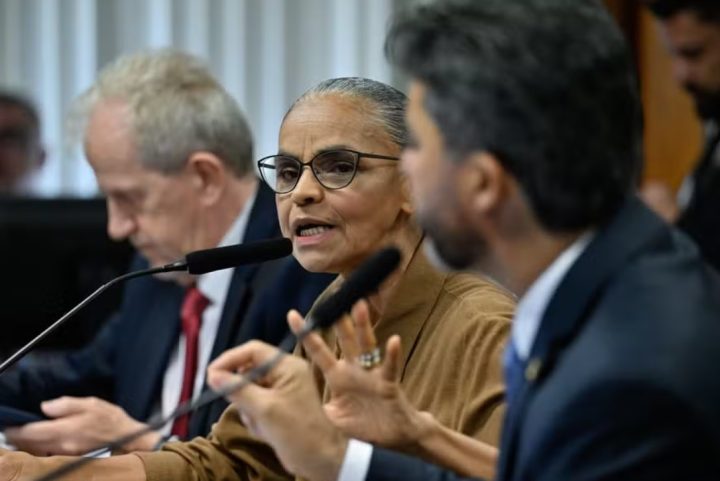 Marina Silva abandona sessão no Senado após discussão: ‘Não sou mulher submissa’