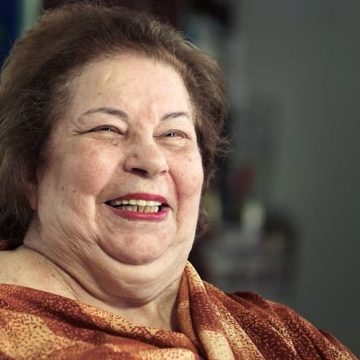 Corpo de Nana Caymmi será velado no Theatro Municipal do Rio