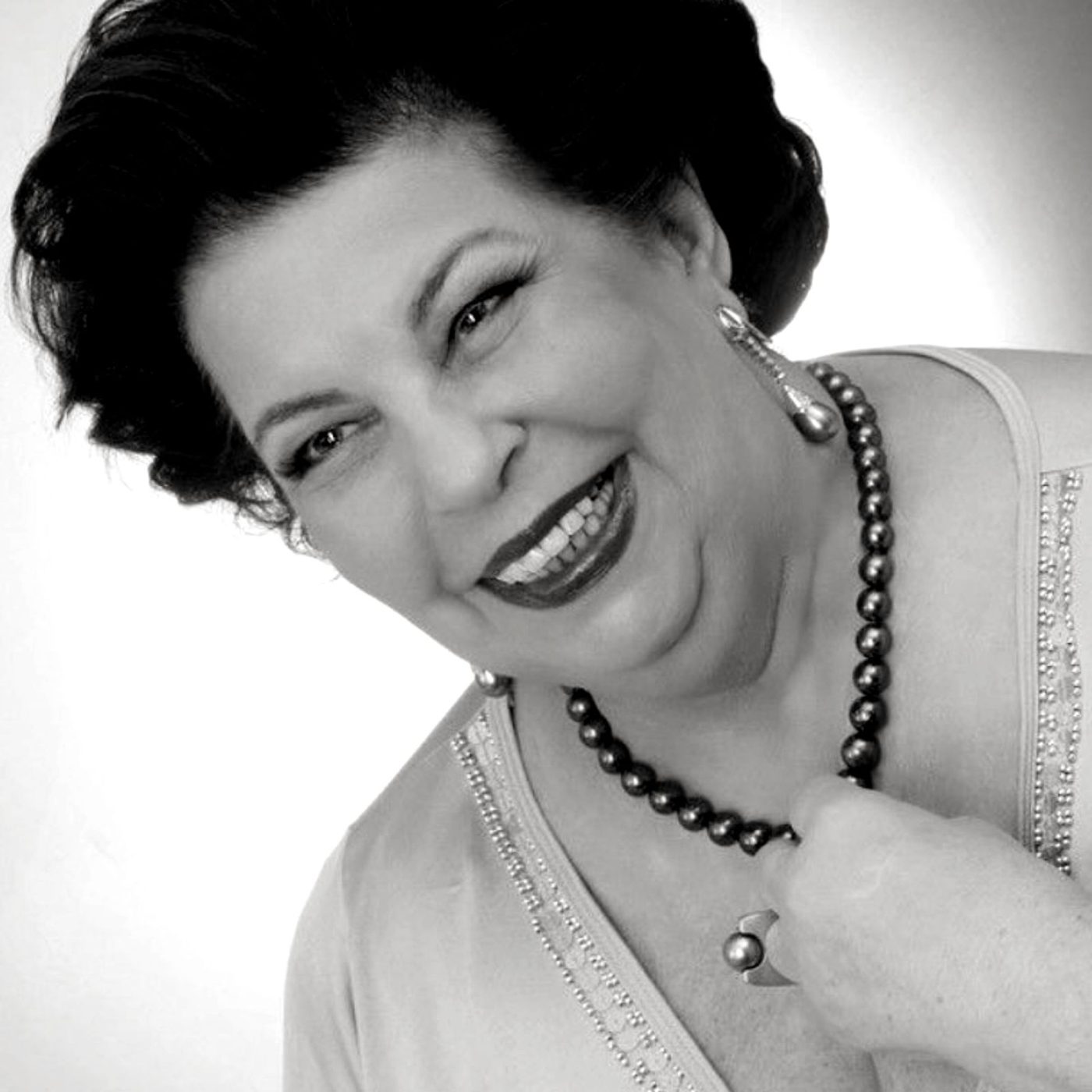 Morre Nana Caymmi, ícone da MPB, aos 84 anos