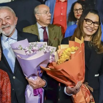 Lula se reúne com empresários chineses em Pequim