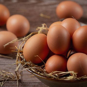 Gripe aviária: organização internacional garante que consumo de ovos e frango é seguro