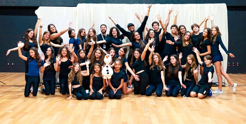 Escola de Salvador estreia musical da Disney protagonizado por alunos