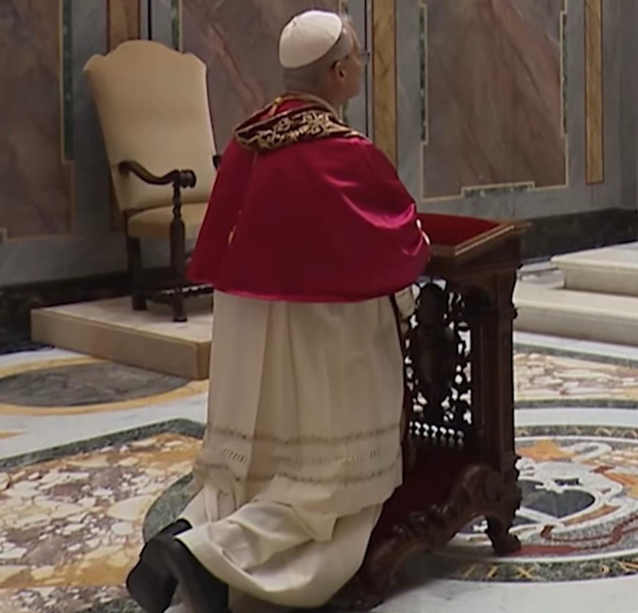Vaticano divulga vídeo dos primeiros momentos após Robert Prevost ser eleito Papa