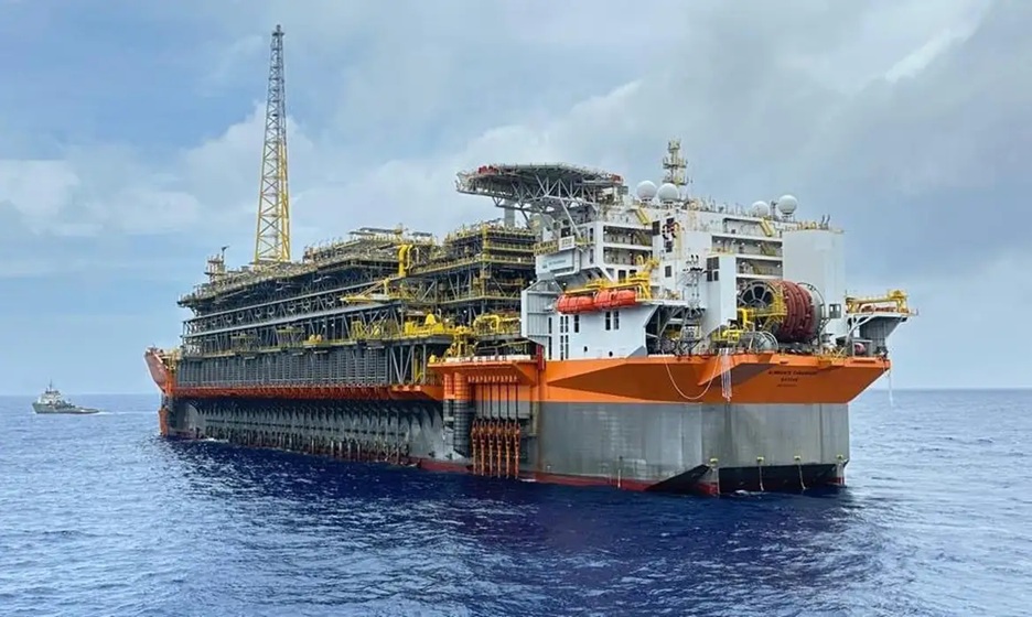 Descoberta: Petrobras encontra óleo de qualidade na Bacia de Santos