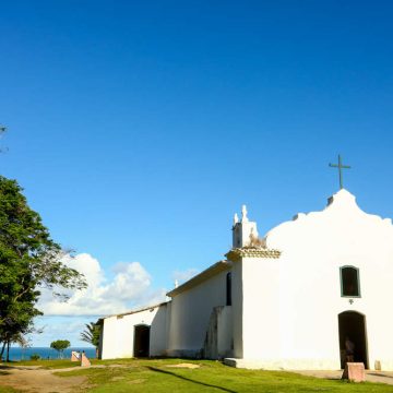 Homem invade igreja histórica de Trancoso e destrói imagens sacras