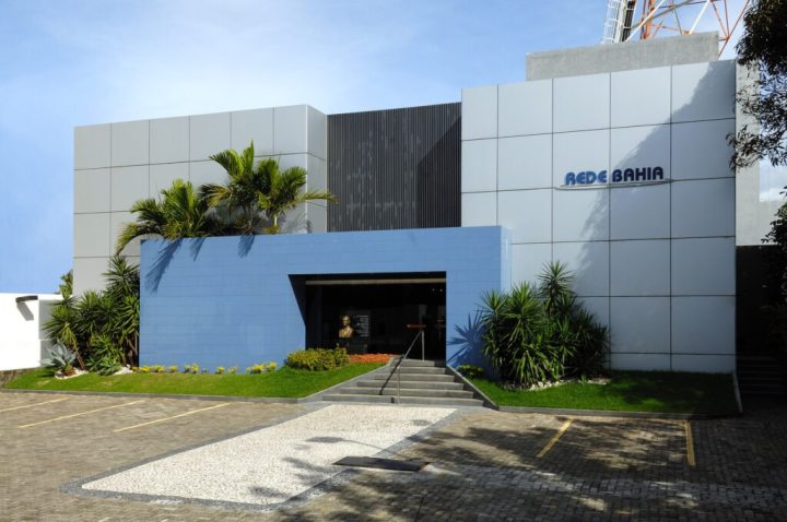 Apresentador deixa a Rede Bahia após mais de 20 anos de empresa
