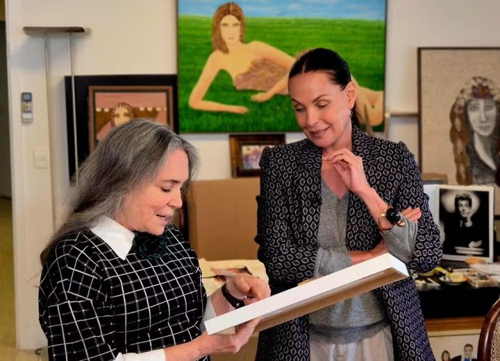 Regina Duarte e Carolina Ferraz se reencontram após discussão