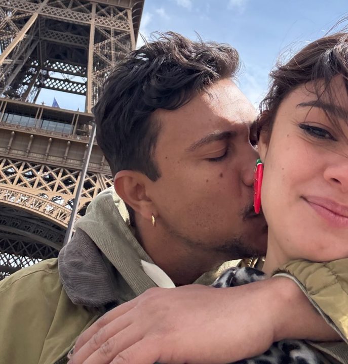Xamã e Sophie Charlotte aparecem juntos com foto romântica em Paris