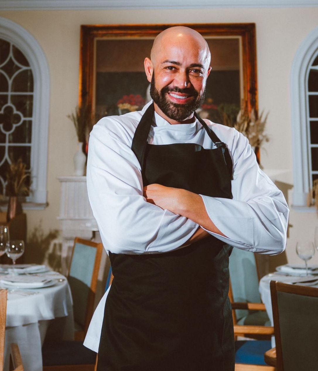 Tradição à mesa: Arraiá do Alô Alô celebra sabores juninos com menu assinado por Vini Figueira