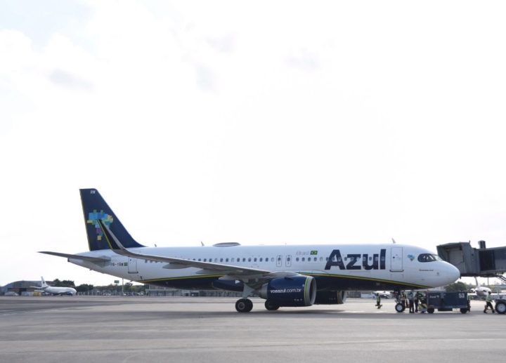 Azul terá mais de 100 voos extras para Porto Seguro (BA) em julho
