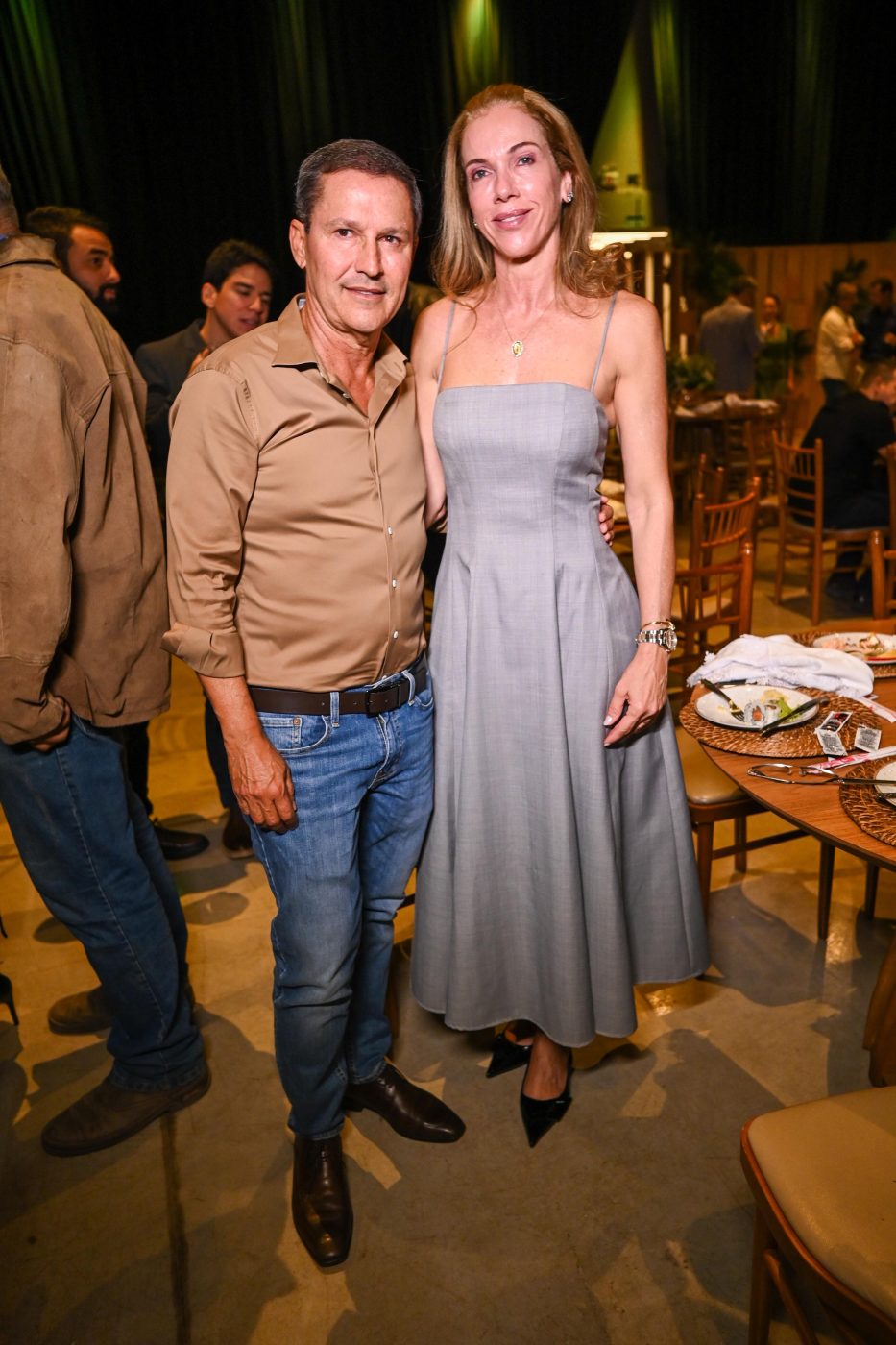Almir e Vitória Moraes