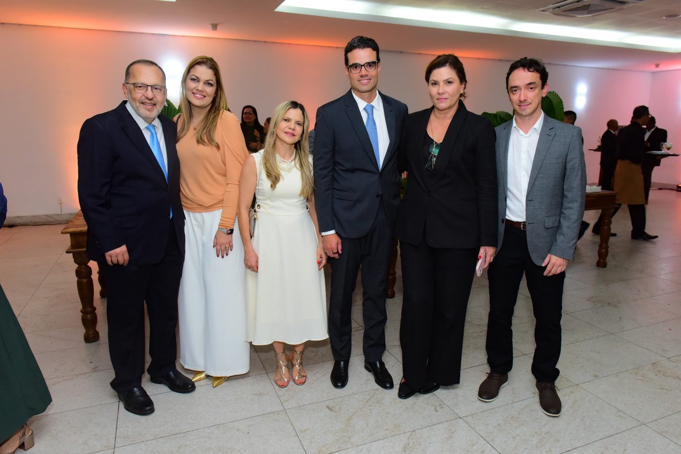 Ezio, Simone Novais, Rubia Mercês  José Henrique Salvador, Márcia Fernanda Barreto e Fábio Mascarenhas