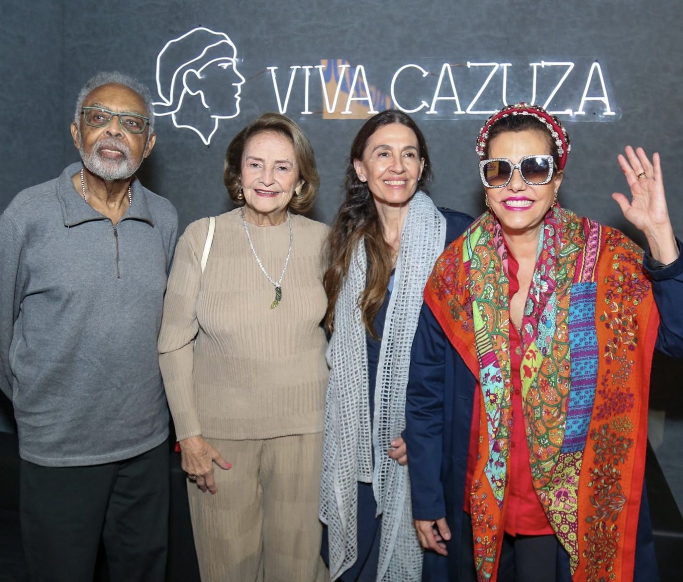 Gilberto Gil, Flora Gil, Lucinha Araújo e Narcisa Tamborindeguy chegam à exposição ‘Cazuza Exagerado’, no Rio