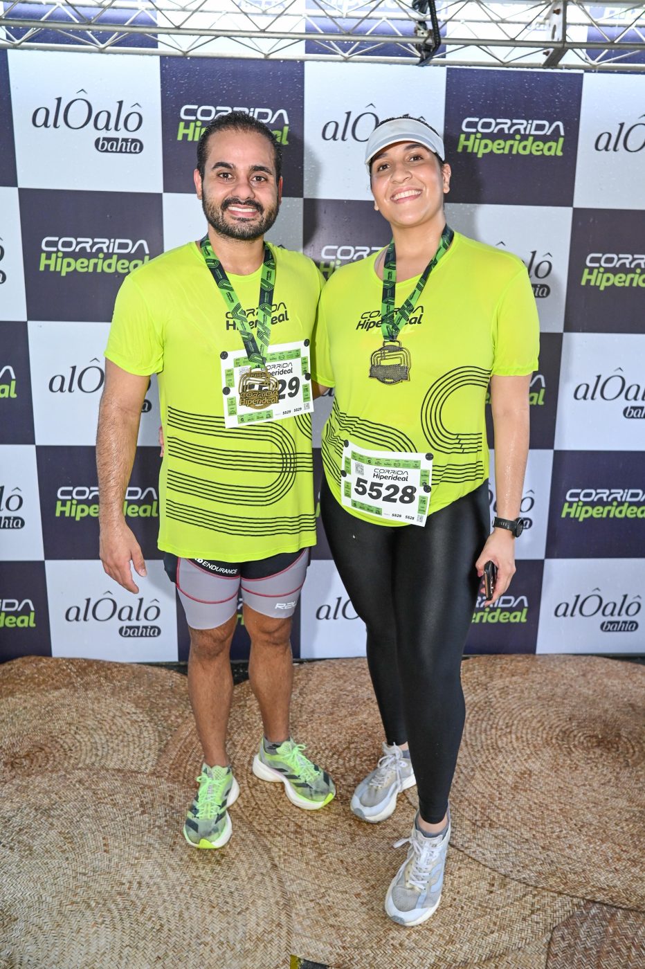 Davi Morais e Natália Oliveira 