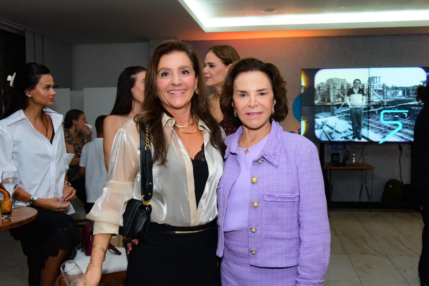Suzana Valente e Maria Norma Moraes Salvador