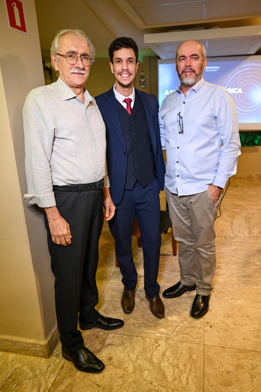 José Carlos Boulhosa, Gabriel Mendes e Marcos Lopes