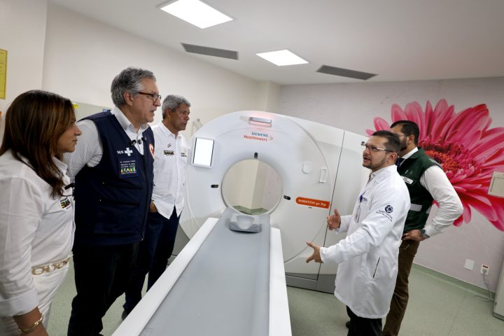 Em visita a Salvador, Ministro da Saúde elogia estrutura e gestão do maior hospital ortopédico público do país