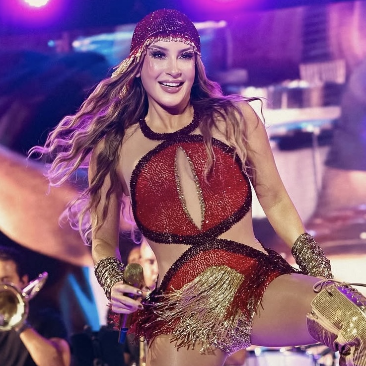 Claudia Leitte abre vendas de bloco para o Carnaval de Salvador 2026