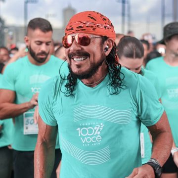 Aos 72 anos, Bell Marques revela rotina de treinos para manter fôlego nos palcos