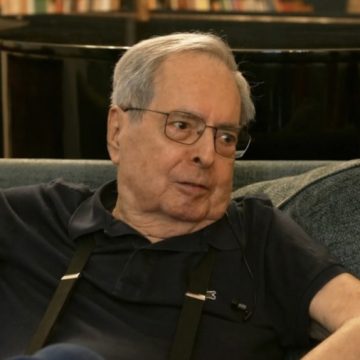 Benedito Ruy Barbosa recebe alta após internação por insuficiência renal
