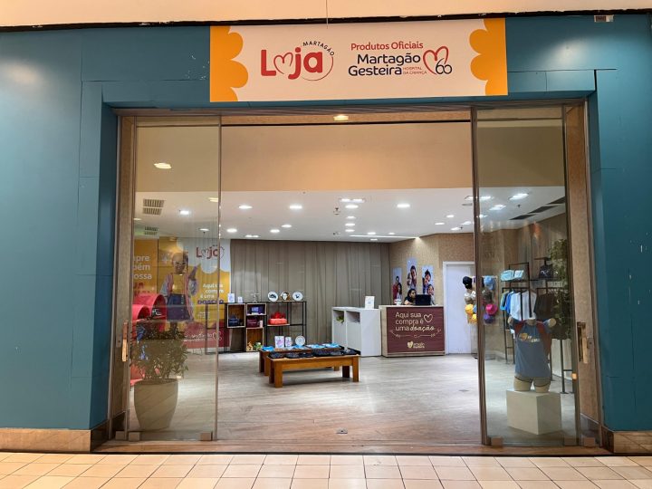 Martagão Gesteira reabre Loja Social em shopping de Salvador; renda é revertida para o hospital